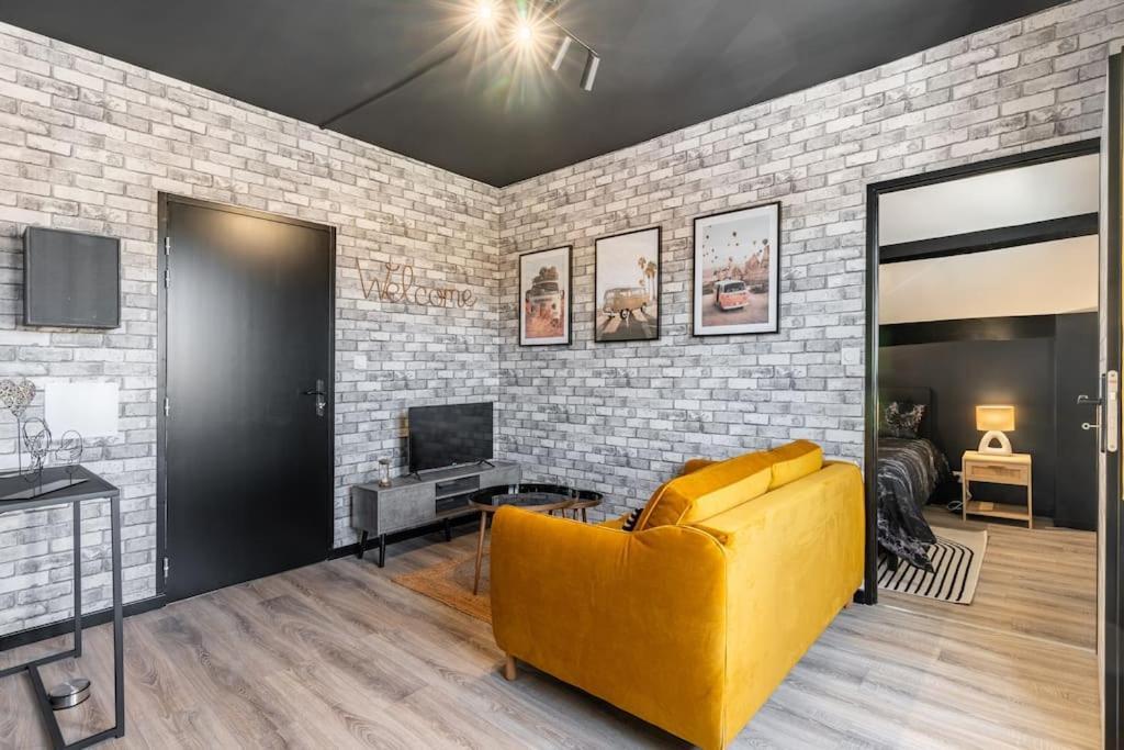 Apartment La Factory, De ! *